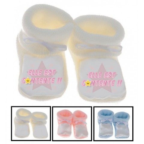 Chaussons de naissance elle est contente fille