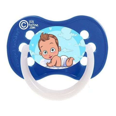 Tétine de bébé fond de ciel bleu avec montgolfières