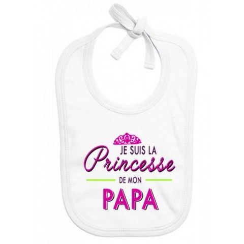 Bavoir de bébé à la maison c’est papa qui commande quand maman n’est pas là