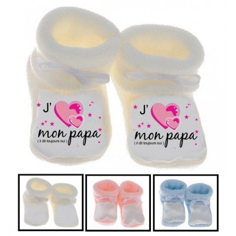 Chaussons de bébé à la maison c’est papa qui commande quand maman n’est pas là