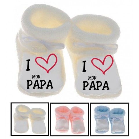 Chaussons de bébé à la maison c’est papa qui commande quand maman n’est pas là