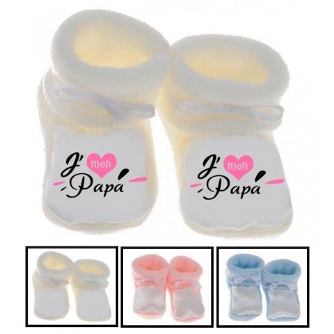 Chaussons de bébé à la maison c’est papa qui commande quand maman n’est pas là