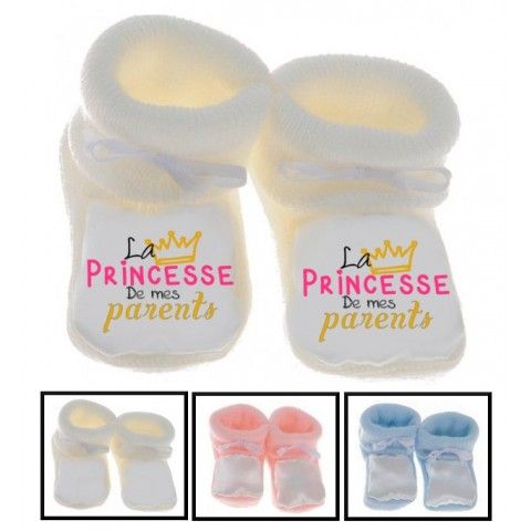 Chaussons de bébé à la maison c’est papa qui commande quand maman n’est pas là